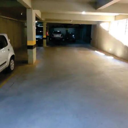 Apto 201 Com Varanda, Self Check-In, Ar, Tv E 14Km Aeroporto Lagoa Santa  Luaran gambar